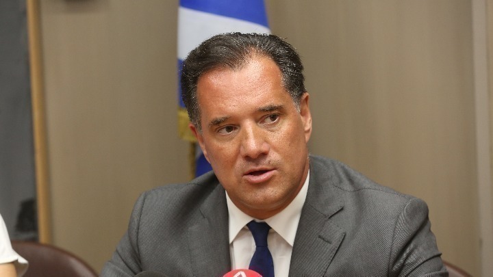 Αποκλειστικό: Ο υπουργός Υγείας αναλύει τα ψέματα και τις αλήθειες για το ΕΣΥ