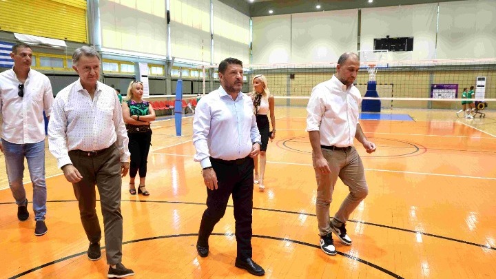 Αναβαθμίζονται οι εγκαταστάσεις του Κλειστού Γυμναστηρίου του Μετς