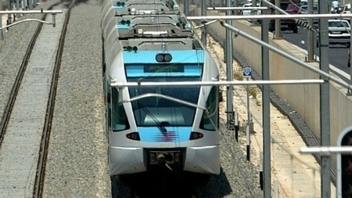 Τραγωδία στον Προαστιακό: Ηλικιωμένος παρασύρθηκε από συρμό