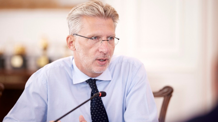 Σκέρτσος: "Αναδεικνύουμε την πολιτική σταθερότητα και τη δημοσιονομική ισορροπία της χώρας"