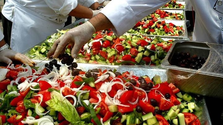 Η Μεσογειακή Διατροφή Συνδέεται με Υγιή Ούλα και Χαμηλή Φλεγμονή