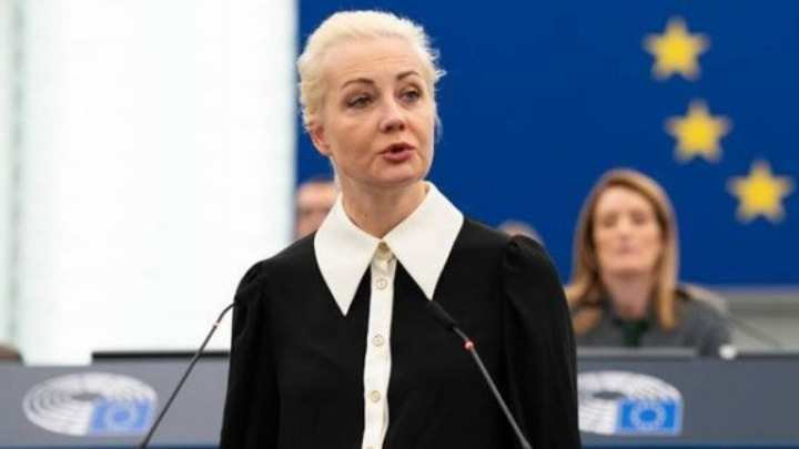 Χήρα του Αλεξέι Ναβάλνι: "Δηλητηριάστηκε ο σύζυγός μου"