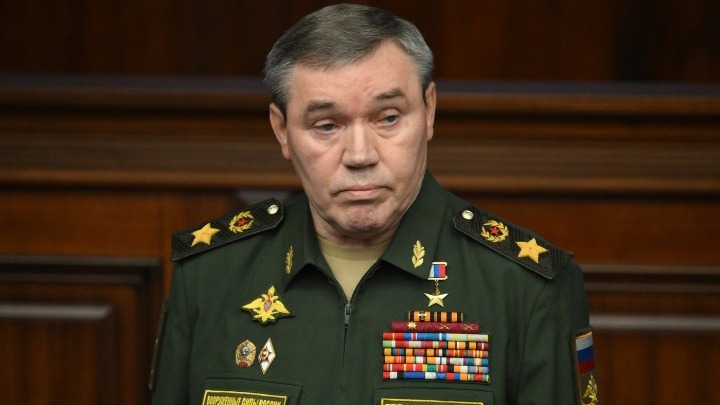 Ο Στρατηγός Βαλέρι Γκεράσιμοφ Διαβεβαιώνει για Προελάσεις σε Όλα τα Μέτωπα