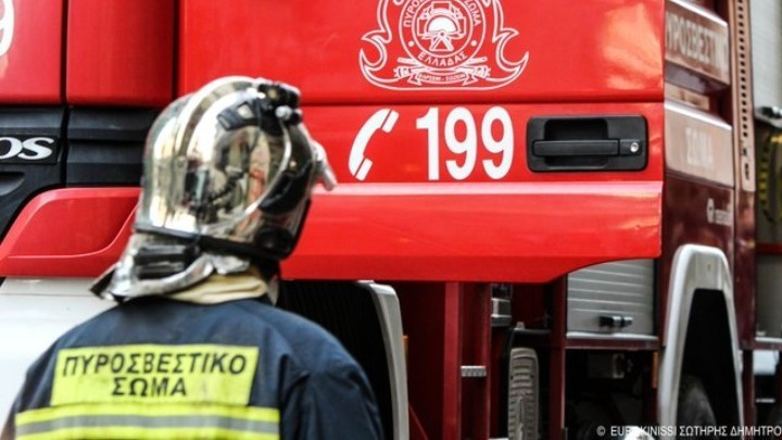 Πυρκαγιά σε καφετέρια στους Αγίους Αναργύρους