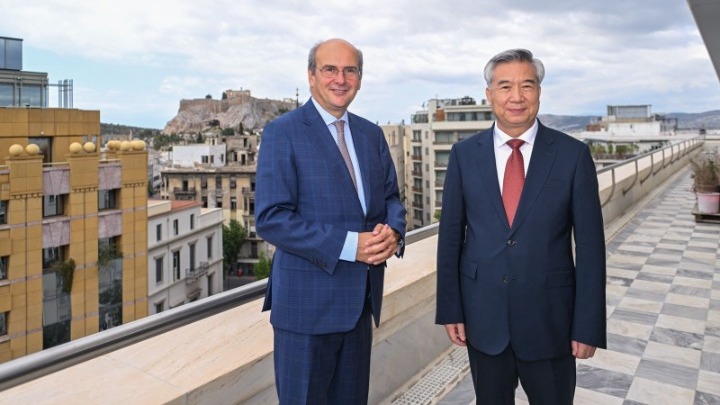 Συνάντηση Χατζηδάκη - Li Xi: Ενίσχυση συνεργασίας Ελλάδας - Κίνας