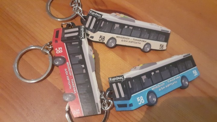 Ο Κυριάκος Καλεντερίδης: Ο οδηγός που χαρίζει χαμόγελα στους επιβάτες του