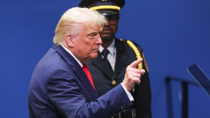 Τραμπ: Καταρρίπτετε ρωσικά αεροσκάφη στον εναέριο χώρο του ΝΑΤΟ
