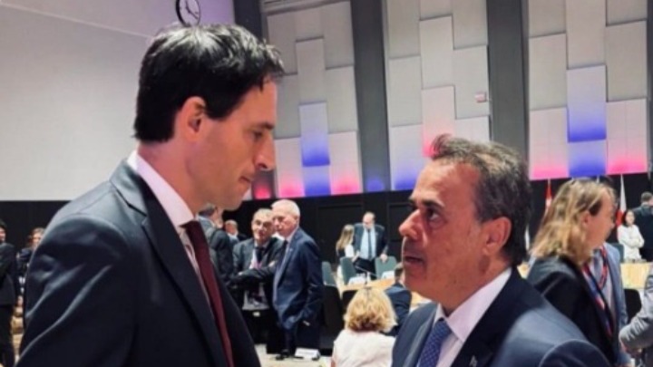 Συνάντηση Υπουργού Περιβάλλοντος και Ενέργειας με Επίτροπο Κλιματικής Δράσης της Ε.Ε.