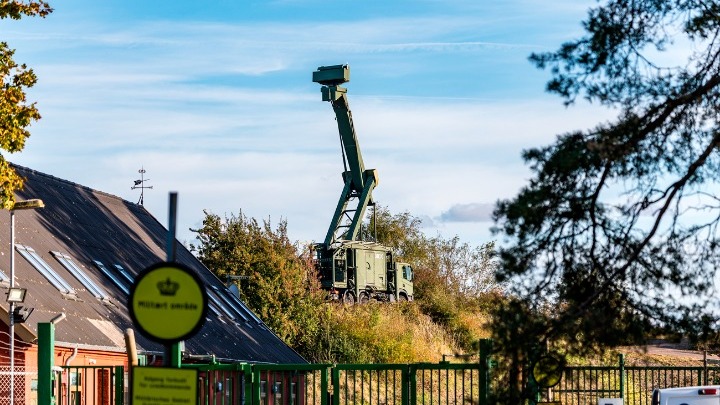 Μυστηριώδες Εμφάνιση Drones Πάνω από Δανέζικη Στρατιωτική Βάση