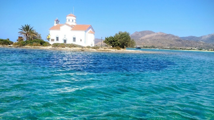 Η Ελαφόνησος: Ένα "Πράσινο" Νησί στο Νοτιοανατολικό Άκρο της Πελοποννήσου