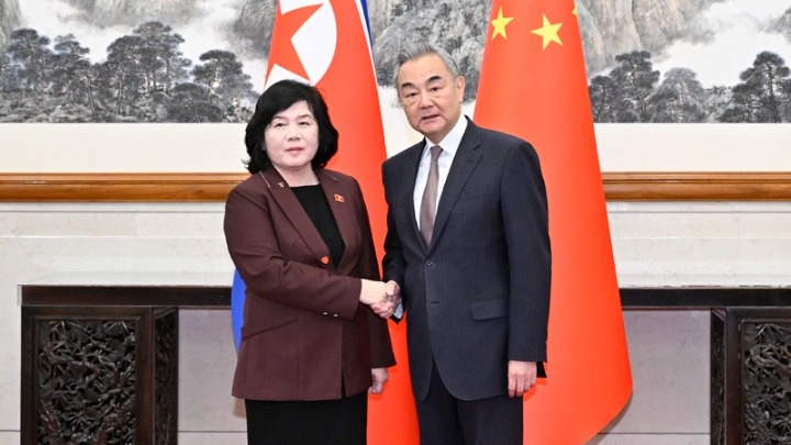 Συνάντηση ΥΠΕΞ Βόρειας Κορέας και Κίνας στο Πεκίνο