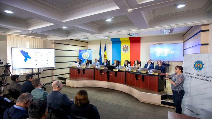 Ηγέτες ΕΕ συγχαίρουν τη Μολδαβία και κατηγορούν τη Ρωσία