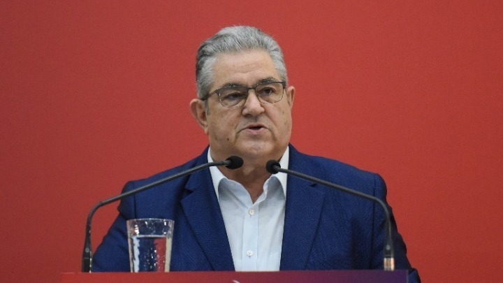 Ο Γγ της ΚΕ του ΚΚΕ Δημήτρης Κουτσούμπας στην απεργιακή συγκέντρωση του ΠΑΜΕ