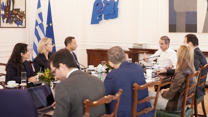 Συνάντηση Μητσοτάκη με Google: Προστασία Παιδιών και Συνεργασία