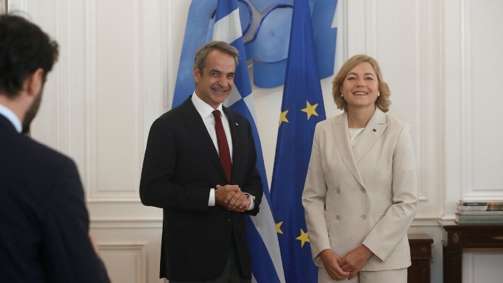 Συζήτηση για την Προστασία των Ανηλίκων στην Ψηφιακή Εποχή