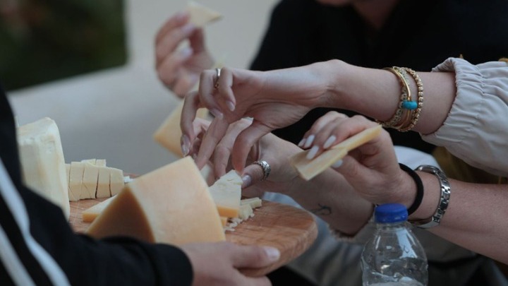 Το 4ο Φεστιβάλ "Μια Βραδιά Κάτω από την Ελιά" στη Νάξο