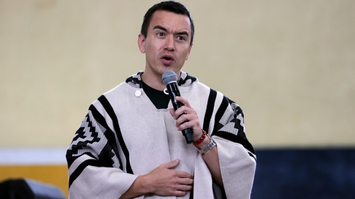 Λιθοβολισμός στο αυτοκίνητο του προέδρου του Ισημερινού - Απόπειρα δολοφονίας