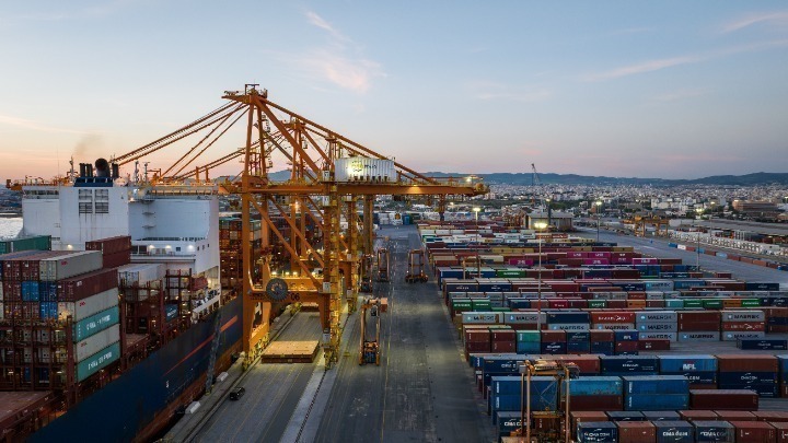 Μειώθηκαν οι εξαγωγές τον Αύγουστο του 2025