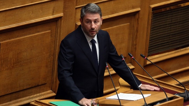 Ο Νίκος Ανδρουλάκης επιτέθηκε στην κυβέρνηση για την εκπαίδευση