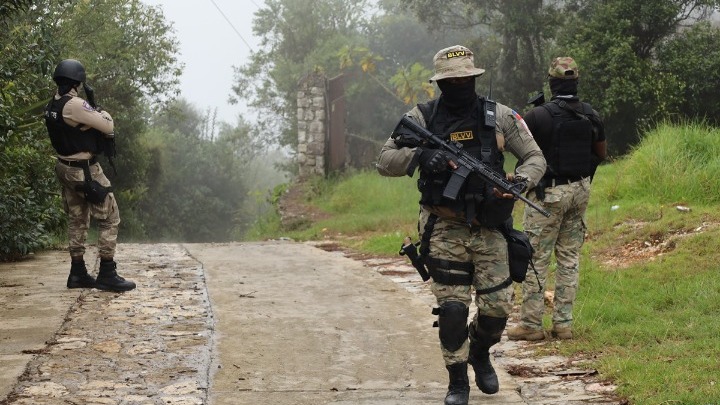 Επεισόδια στο Palais National: Αναταραχή στην Αϊτή