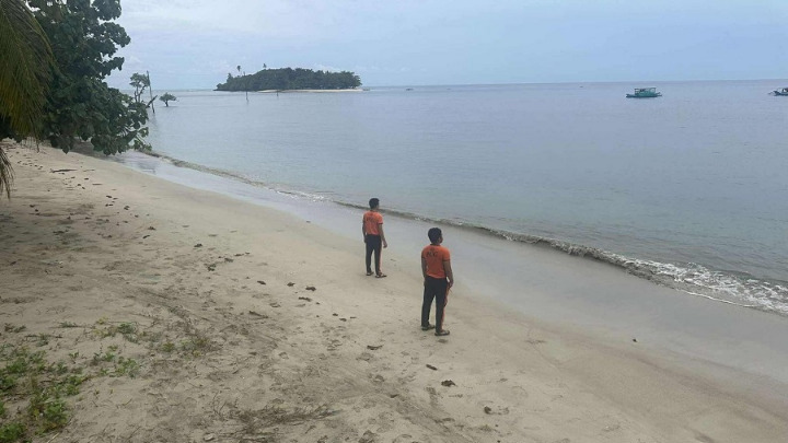 Ινδονησία: Αναιρείται Προειδοποίηση για Τσουνάμι μετά από Σεισμό 7,4 βαθμών