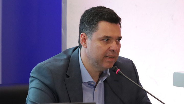 Συνάντηση υφυπουργού Κοντογεώργη με ανώτερα στελέχη του ΟΟΣΑ