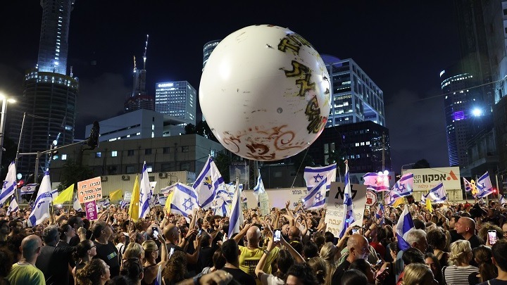 Αμερικανοί Απεσταλμένοι Στο Ισραήλ: Συγκίνηση και Ελπίδα για την Απελευθέρωση των Ομήρων στη Γάζα