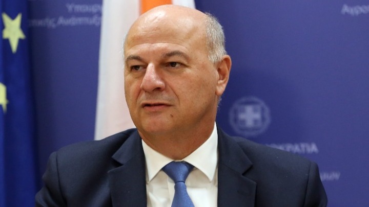 Ποινικές Ευθύνες για Παράνομους Εμβολιασμούς - Υπουργός Αγροτικής Ανάπτυξης και Τροφίμων