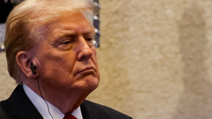 Προσγείωση αεροσκάφους του Ντόναλντ Τραμπ στο Σαρμ ελ Σέιχ