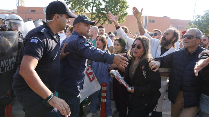 Βουλευτής του ΚΚΕ καταγγέλλει καταστολή στην υγειονομική κινητοποίηση