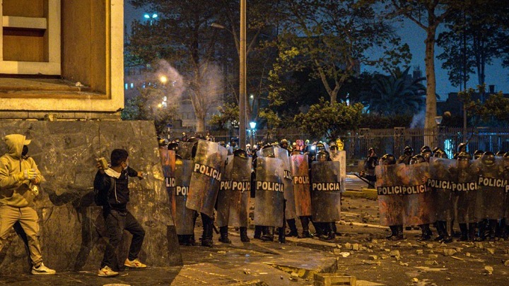 Κρίση στην Περού: Κατάσταση Έκτακτης Ανάγκης στην Λίμα λόγω Βίας