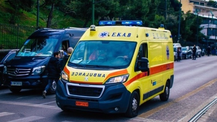 Τραγικό δυστύχημα στις Αφίδνες: Δύο νεκροί και τέσσερις τραυματίες σε μετωπική σύγκρουση