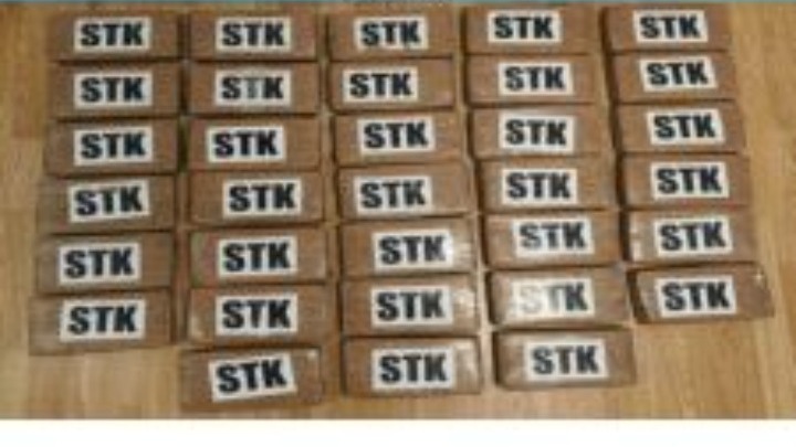 Κατασχέθηκαν 38 κιλά κοκαΐνης στο Πειραιά