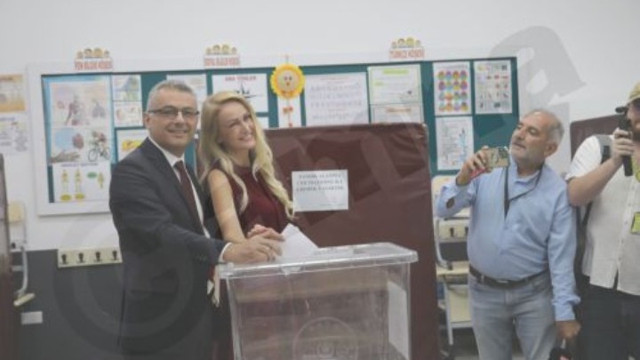 Αντιπολίτευση κερδίζει στις προεδρικές εκλογές στη βόρεια Κύπρο