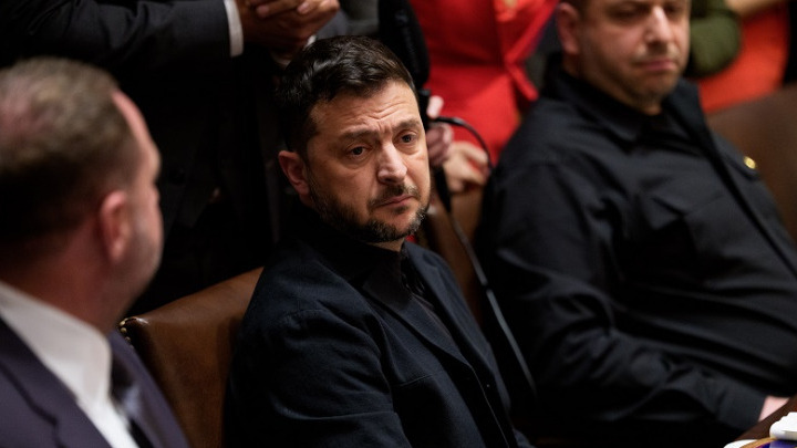 Συνάντηση Τραμπ-Πούτιν: Ο Ζελένσκι έτοιμος για πρόσκληση