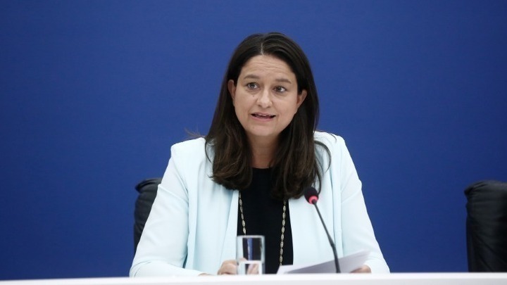 Η Υπουργός Εργασίας στο OPEN: Αντιπολίτευση "οξύμωρη" στη στάση της