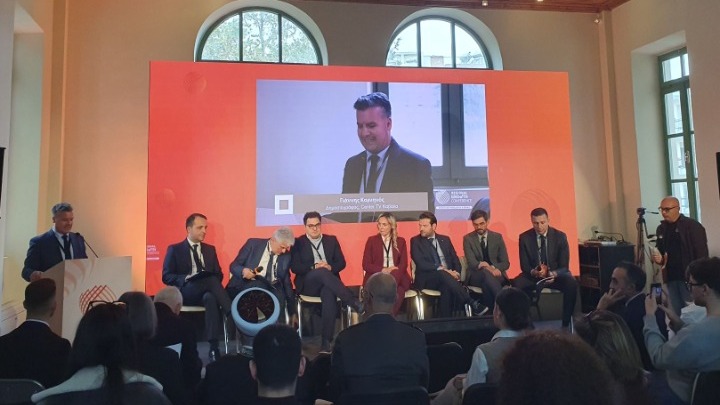 Η Σημασία της Ενημέρωσης και της Κριτικής Σκέψης για την Αντιμετώπιση των Ψευδών Ειδήσεων