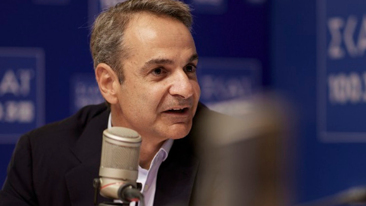 Συνέντευξη Μητσοτάκη: Αναφορά στον Δ. Σαββόπουλο και Τροπολογία για το Μνημείο του Άγνωστου Στρατιώτη