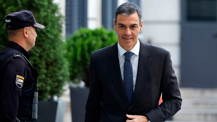 Ισπανία: Ανακοίνωση Σάντσεθ για απομάκρυνση συμβόλων φρανκισμού