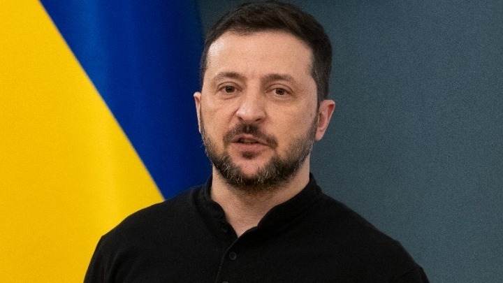 Ζελένσκι: "Καλός συμβιβασμός" η πρόταση Τραμπ για συνομιλίες με Ρωσία