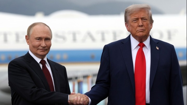 Τραμπ ακυρώνει συνάντηση με Πούτιν και ανακοινώνει "τεράστιες" κυρώσεις σε ρωσικούς ομίλους