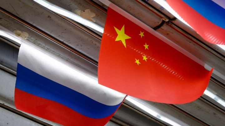 Κρατικές πετρελαϊκές εταιρείες της Κίνας ανέστειλαν τις αγορές ρωσικού πετρελαίου λόγω κυρώσεων