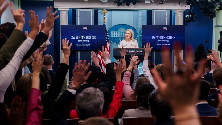 Νέος Κανονισμός στον Λευκό Οίκο: Περιορισμοί για τους Δημοσιογράφους