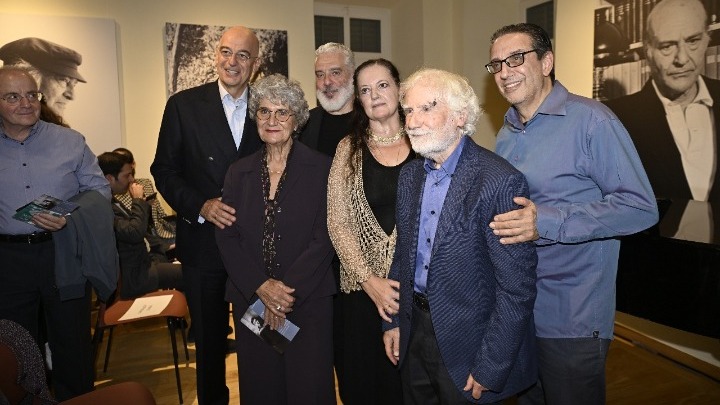 Εορτασμός πρώτου χρόνου λειτουργίας Μουσείου "Σπίτι του Ελύτη" με τον υπουργό Εθνικής 'Αμυνας