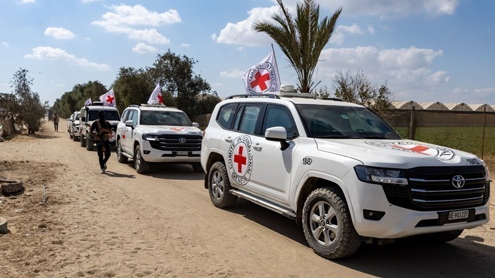 Παραδόθηκαν τα λείψανα τριών ομήρων από τη Χαμάς στο Ισραήλ