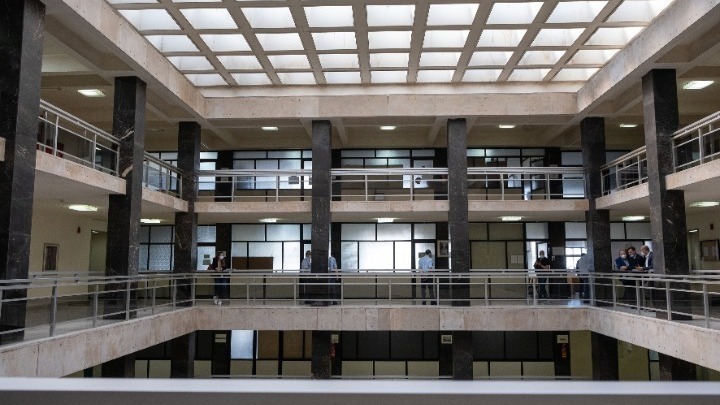 Δίκη για τη δολοφονία του 19χρονου στη Θεσσαλονίκη: Εισαγωγή της πολύπλοκης υπόθεσης