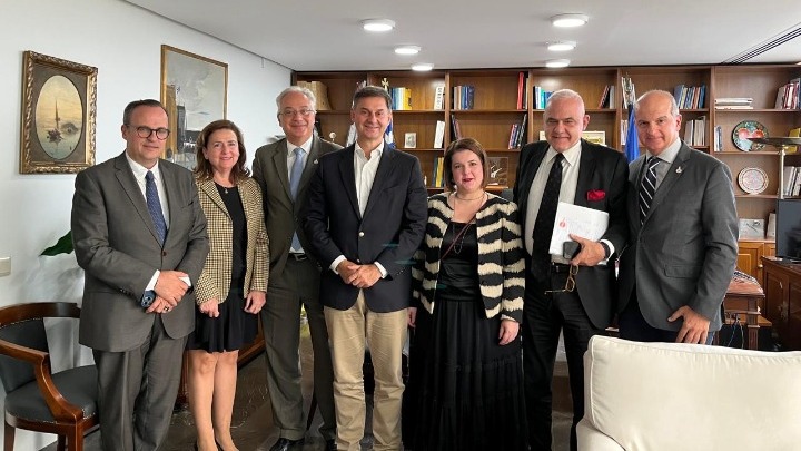 Συνάντηση ΕΛΛΑ-ΔΙΚΑ ΜΑΣ με Υφυπουργό Εξωτερικών για την Ενίσχυση της Ελληνικής Παραγωγής