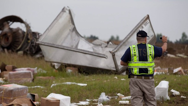 Αναθεώρηση αριθμού νεκρών στη συντριβή αεροσκάφους της UPS