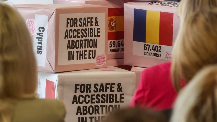 Διεθνής Αμνηστία: Εμπόδια στην πρόσβαση των γυναικών στην άμβλωση στην Ευρώπη