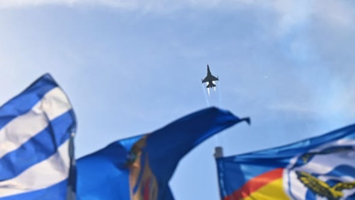 Η Πολεμική Αεροπορία στηρίζει την Ελληνίδα και τον Έλληνα